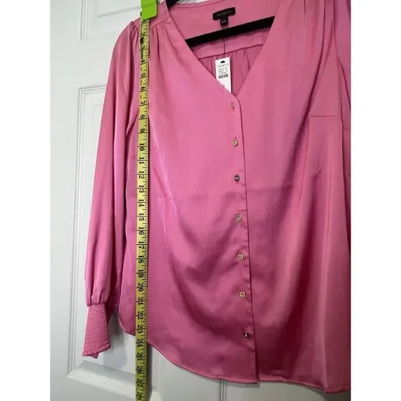 Talbots Women’s Pink V-Neck Long Sleeve Gold Button Down Satin blouse Size S NWT - Picture 7 of 12